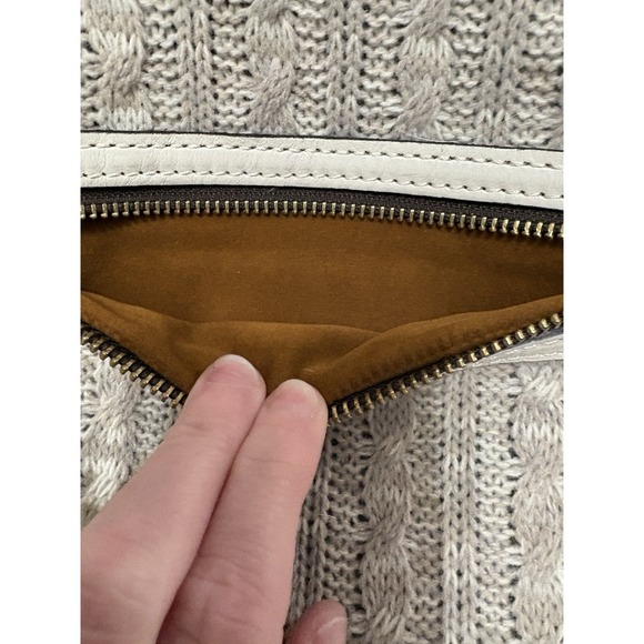Patricia Nash Beige Cable Knit Kiss Lock Cross Body - Picture 8 of 9